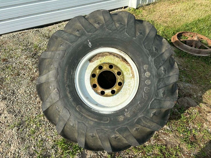 tires-with-rims-image-3