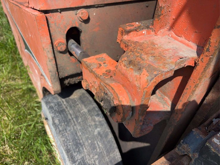 yale-forklift-image-35