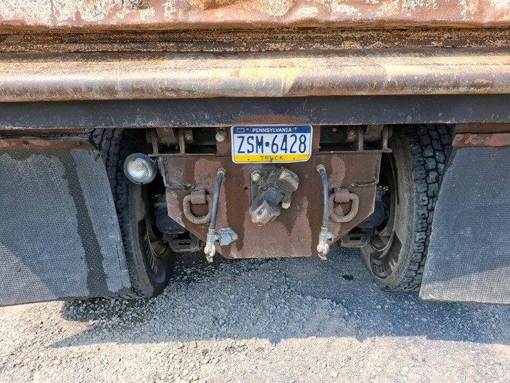 2009-mack-ch613-image-18