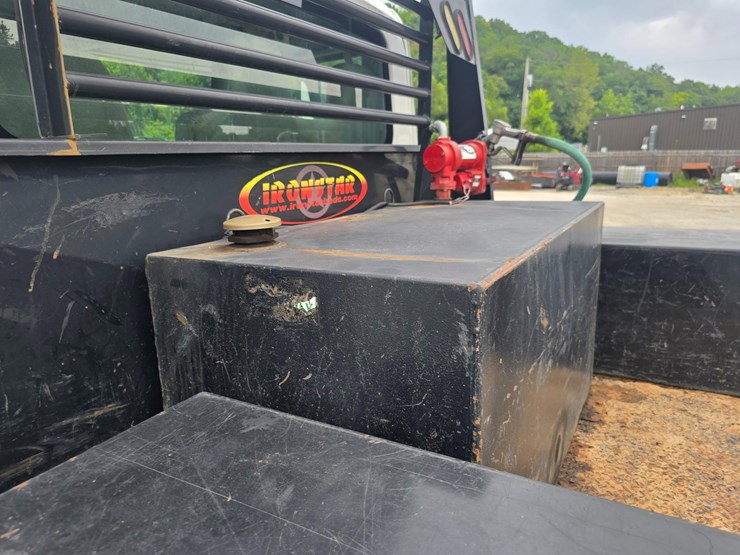 2006-international-durastar-4300-image-58