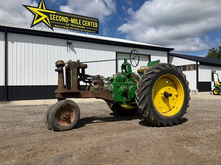 1953-john-deere-70-image-1