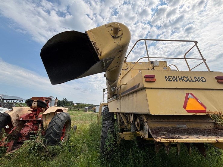 new-holland-tr98-image-51