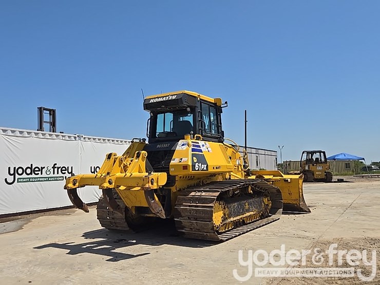 2023-komatsu-d61px-24-image-5