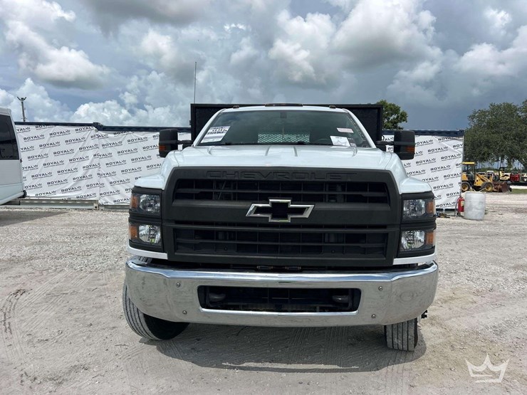 2019-chevrolet-silverado-5500hd-image-28