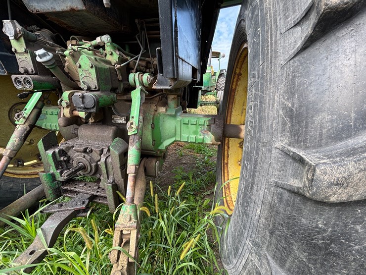john-deere-4450-image-17