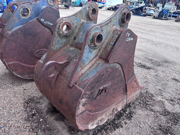 john-deere-250-image-3
