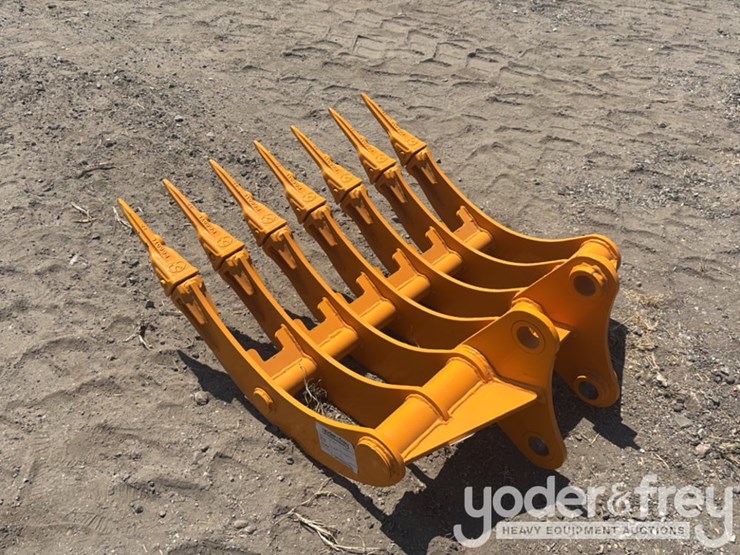 caterpillar-305-image-2
