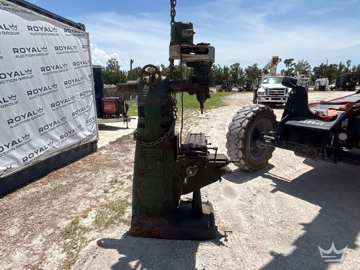 bridgeport-series-1-vertical-milling-machine-image-2