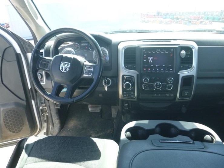 2019-dodge-1500-image-9