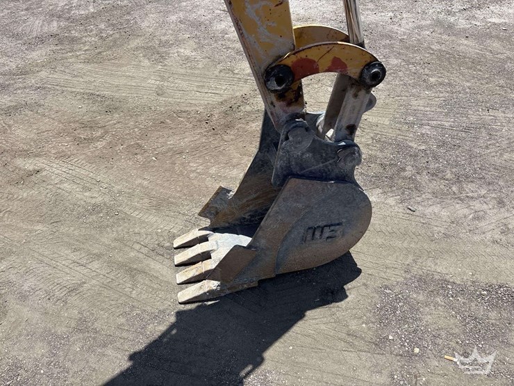 2010-caterpillar-303c-cr-mini-excavator-image-16