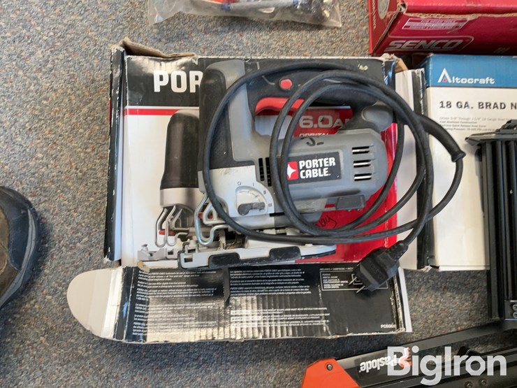 assorted-pneumatic-nail-guns-&-air-compressor-image-12
