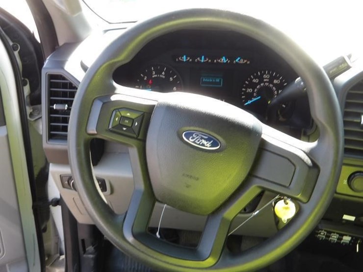 2017-ford-f150-image-22