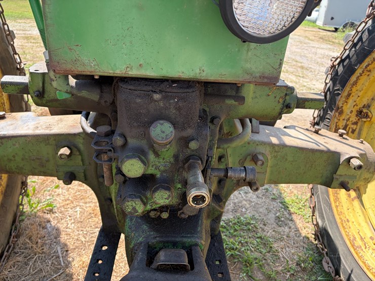 john-deere-60-image-30