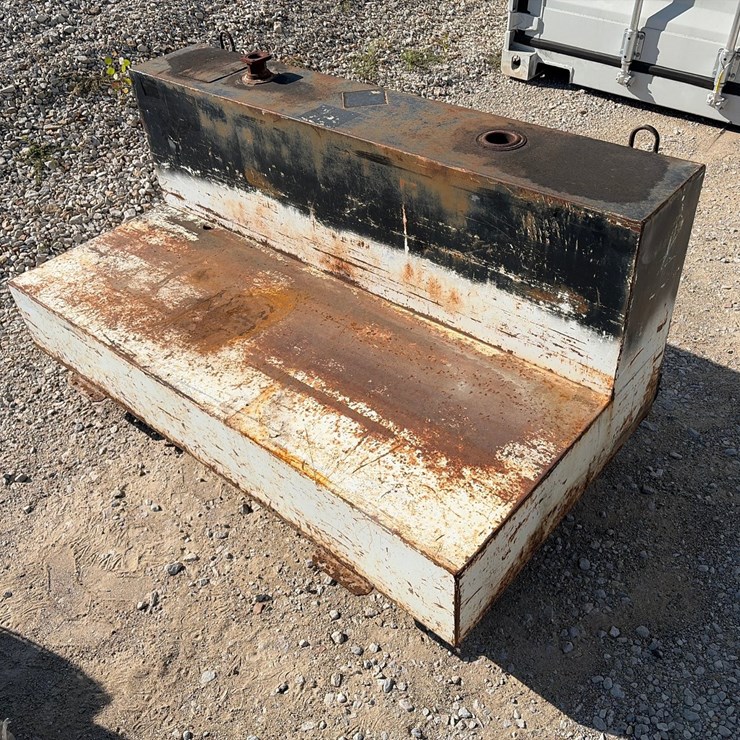 #16 • 105 Gal Steel Fuel Tank
