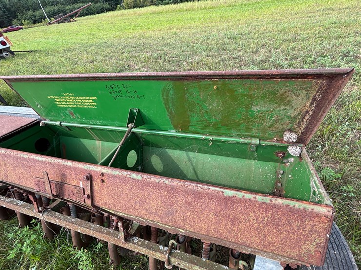 john-deere-8-image-27