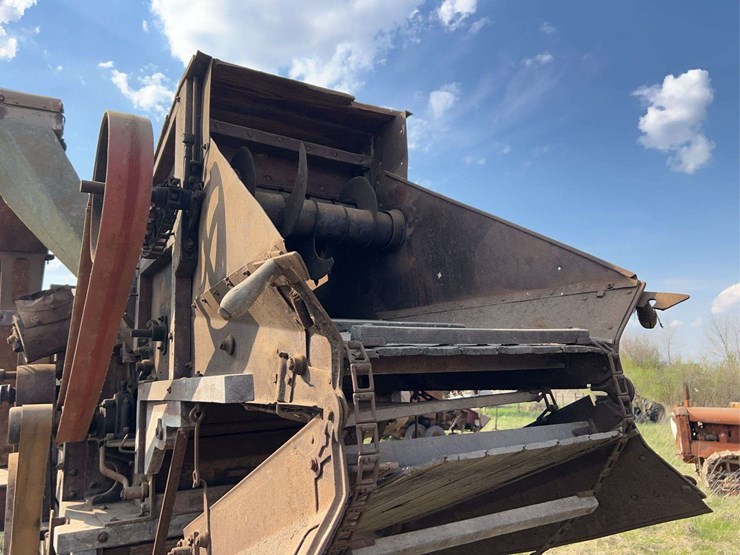 altman-taylor-threshing-machine-image-9