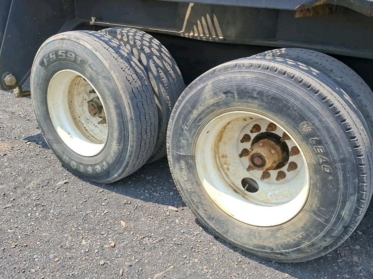 2019-deere-437e-image-34