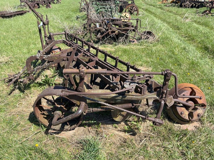 john-deere-disc-plow-image-8