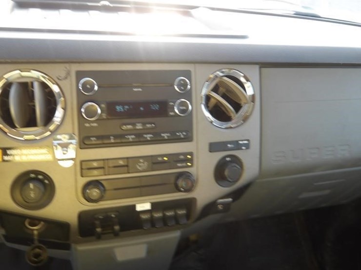 2011-ford-f250-image-22