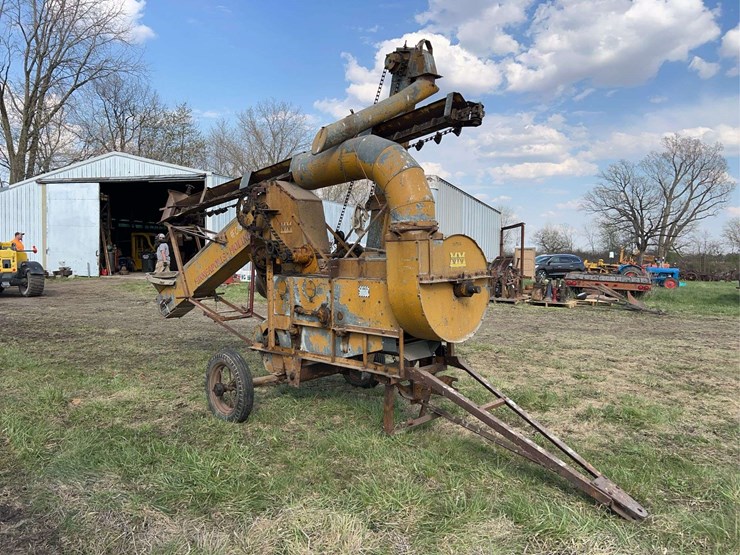 minneapolis-moline-model-dcorn-sheller-image-2