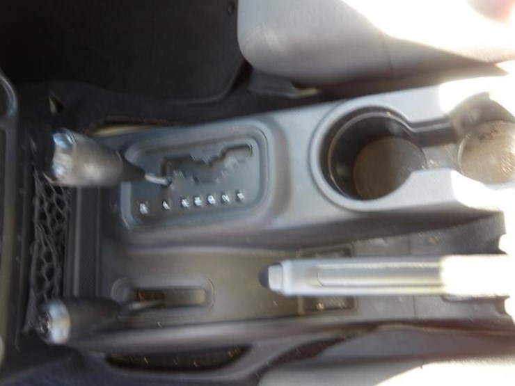 2011-jeep-wrangler-image-27