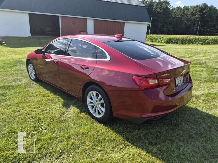 2018-chevrolet-malibu-image-2