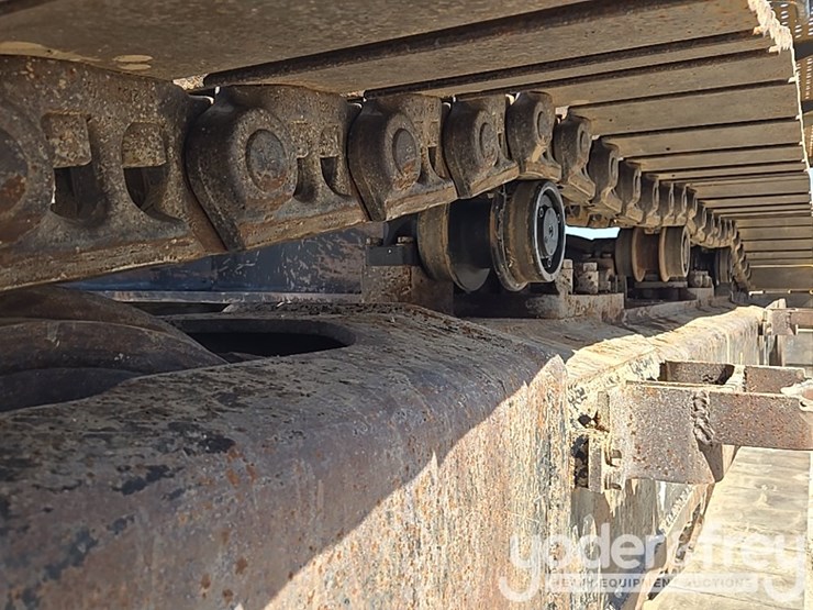 2011-deere-450d-lc-image-12