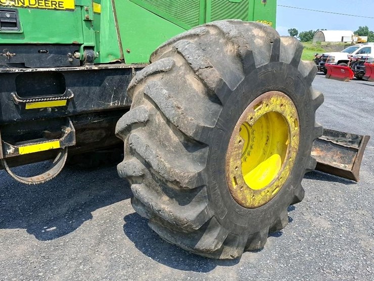 2007-deere-648g-iii-image-40