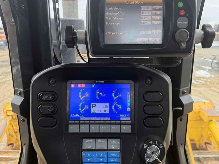 2018-komatsu-d65pxi-image-18
