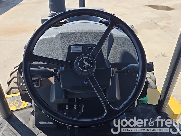2019-deere-310sl-image-63