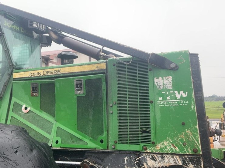 2014-deere-648h-image-24