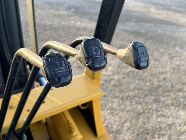caterpillar-gp25-image-22