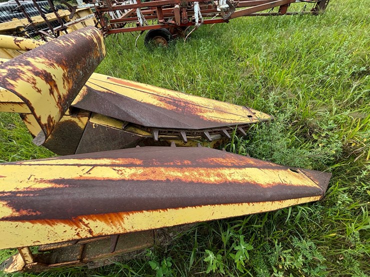 new-holland-s717-image-56