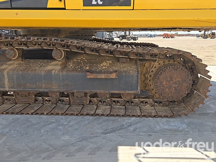 2023-komatsu-pc360-lc-11-image-11