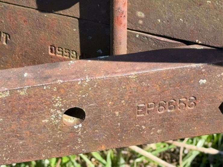 oliver-four-bottom-plow-image-9
