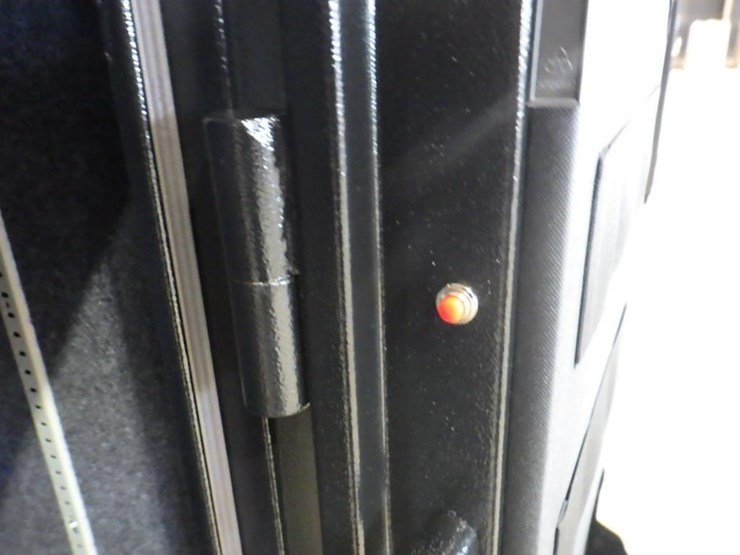 fireproof-gun-safe-14-gun-capacity-image-11