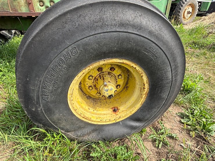 john-deere-5020-image-39