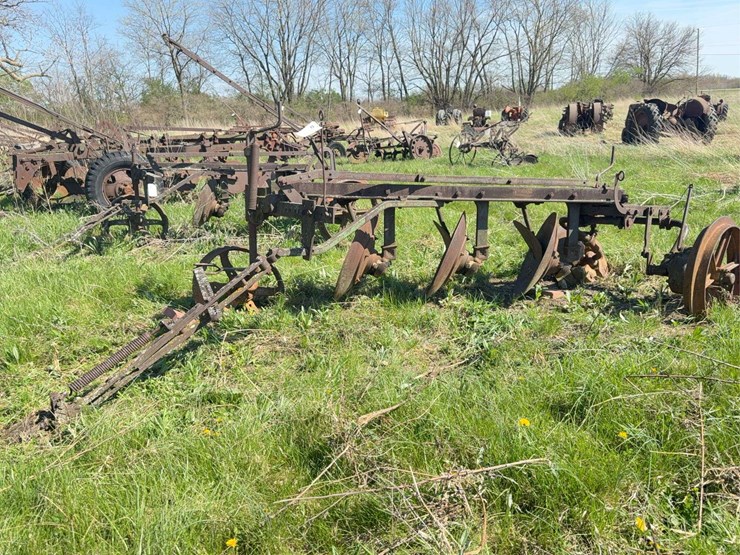 john-deere-disc-plow-image-7