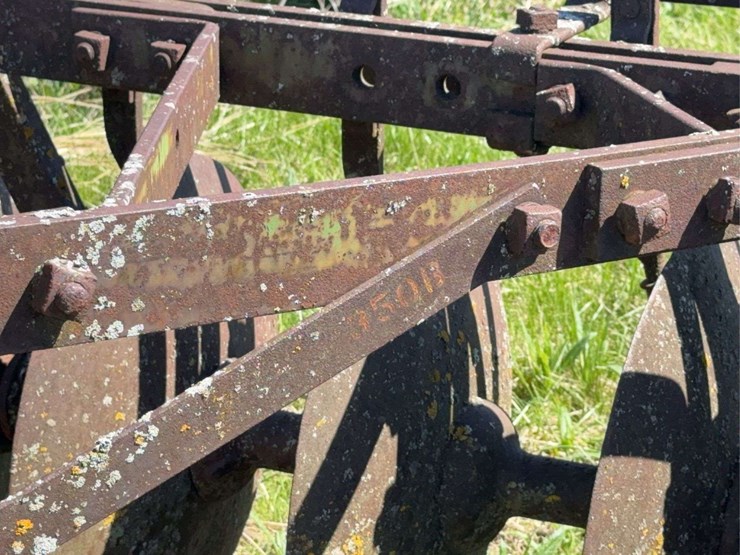 john-deere-disc-plow-image-12