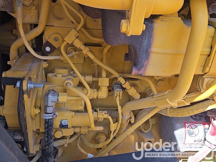 2019-deere-310sl-image-39