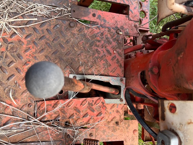 #2566-•-case-730-gas-wide-front-tractor-image-30