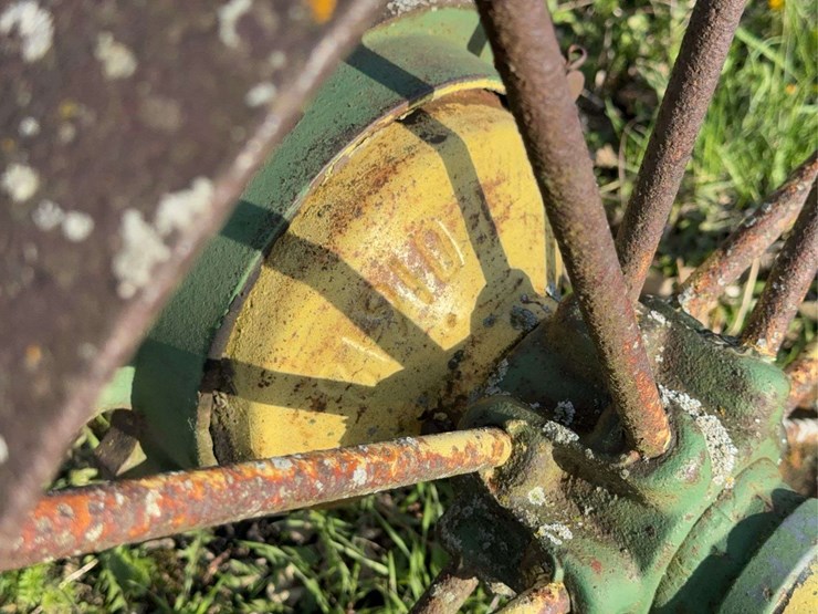 ihc-one-bottom-plow-image-6