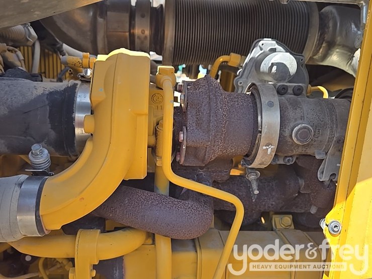 2019-deere-310sl-image-37