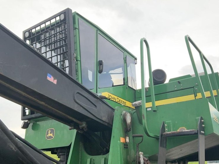 2015-deere-335d-image-50