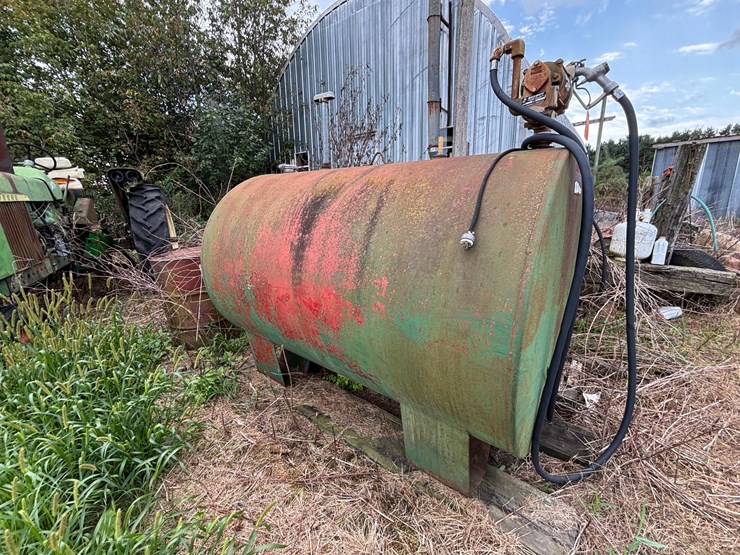 #2592-•-550-gallon-diesel-tank-image-5