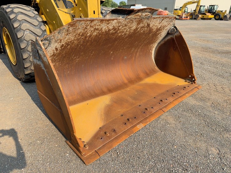 2019-caterpillar-950m-image-8