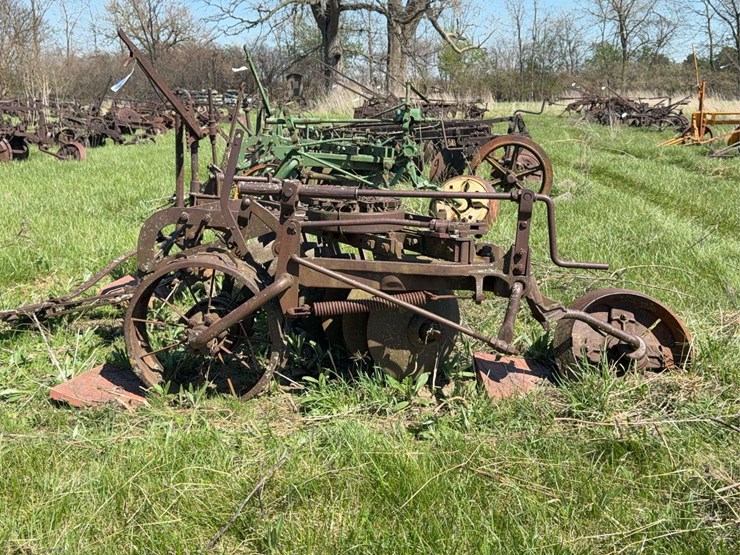 john-deere-disc-plow-image-7