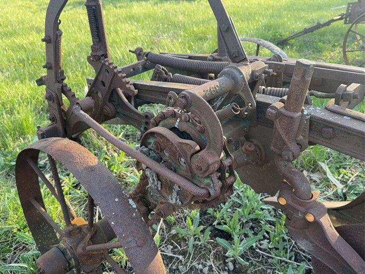 two-bottom-plow-image-12
