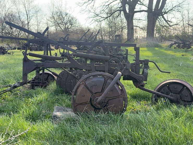 ihc-disc-plow-image-6