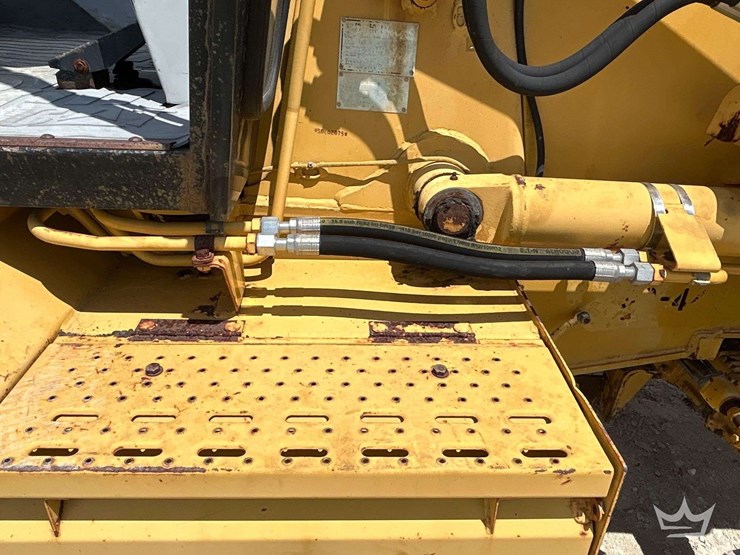 1999-caterpillar-446b-image-38